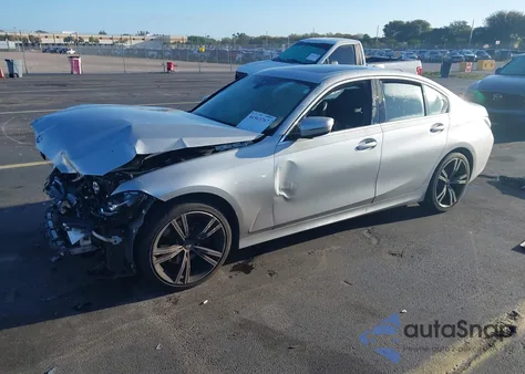 2021 BMW 330I z USA, uszkodzony, nr VIN WBA5R1C07MFL03483